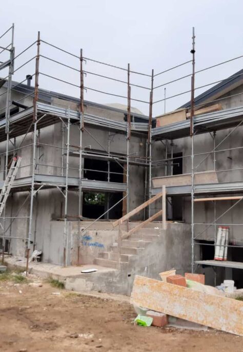 manutenzione-villa-residenziale-gallarate-impalcatura